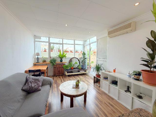 Imagen 2 Inmueble 304887 - Ático en venta en Barcelona / Elkano - Avda. Paral.lel