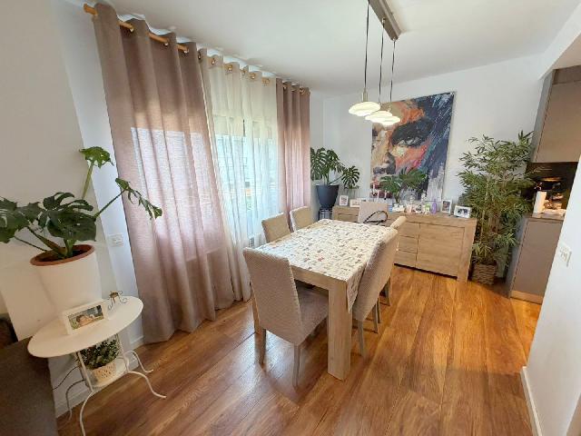 Imagen 1 Inmueble 304982 - Piso en venta en Prat De Llobregat (El) / Junto Avenida Once de Septiembre