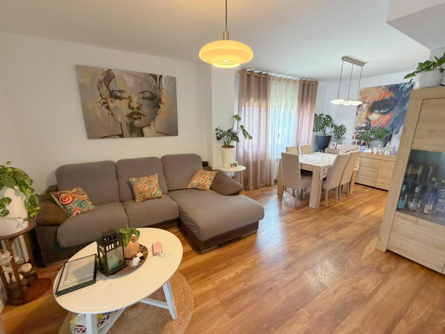 Imagen 9 Piso en venta en Prat De Llobregat El / Junto Avenida Once de Septiembre