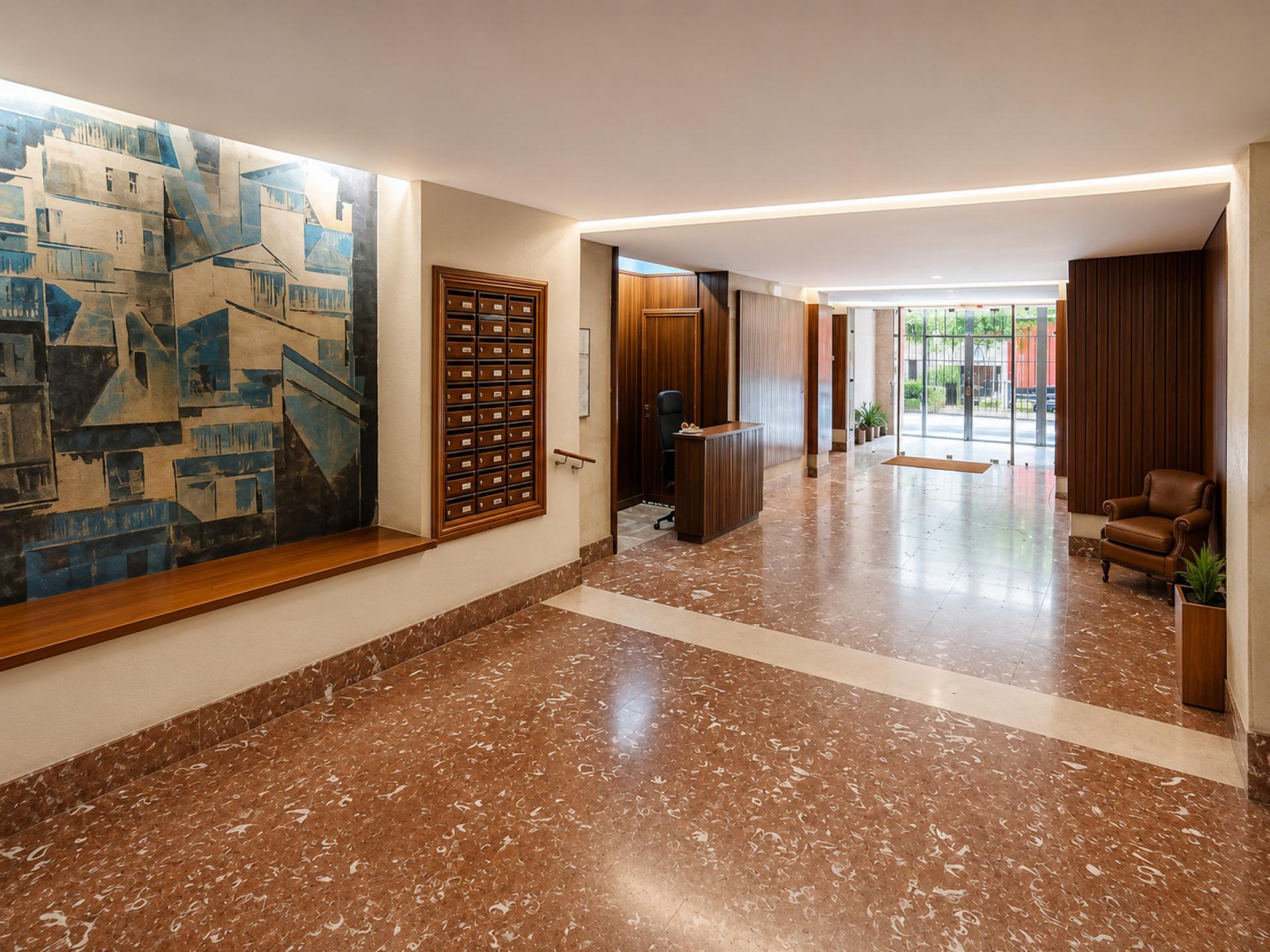 Imagen 18 Piso en venta en Barcelona / Junto Plaça Dr. Letamendi