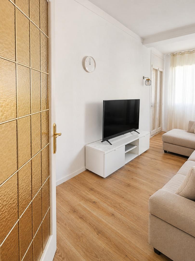 Imagen 4 Piso en venta en Barcelona / Junto Plaça Dr. Letamendi