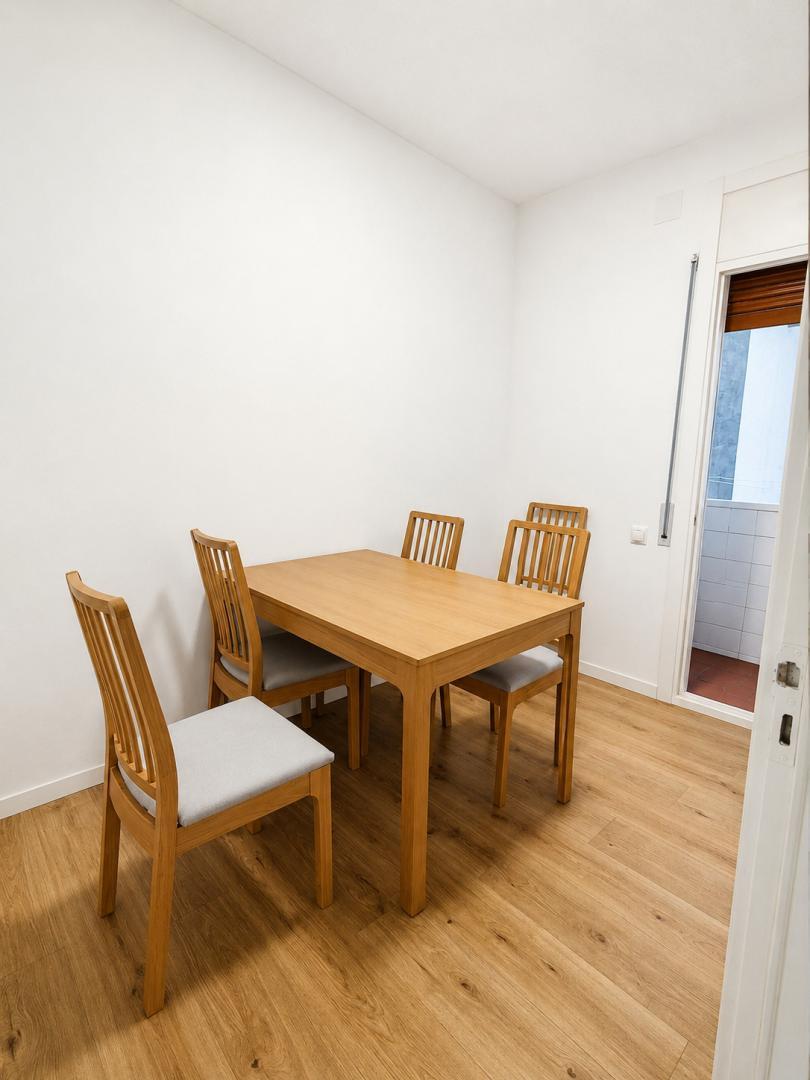 Imagen 5 Piso en venta en Barcelona / Junto Plaça Dr. Letamendi