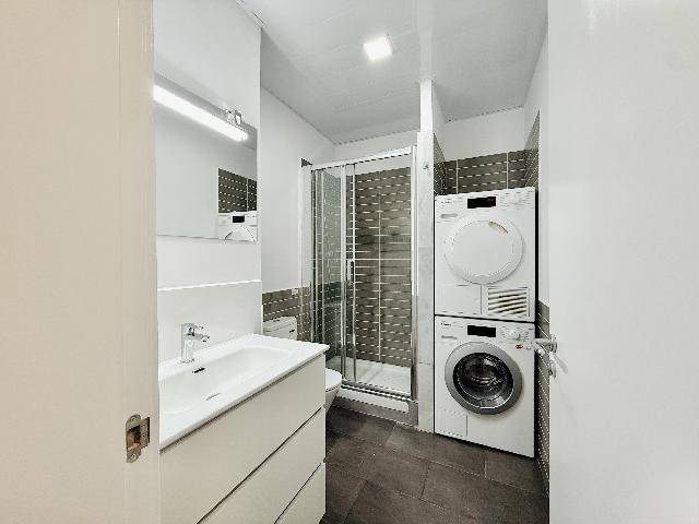 Imagen 4 Inmueble 306257 - Piso en venta en Barcelona / Junto Ronda Universitat
