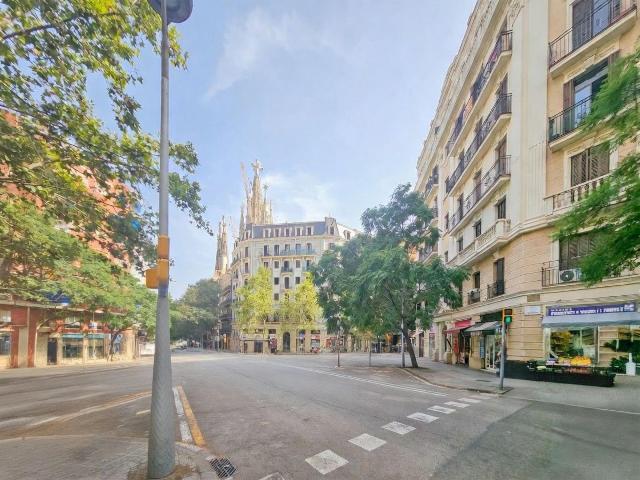 Imagen 27 Inmueble 307034 - Piso en venta en Barcelona / Junto Basílica Sagrada Familia
