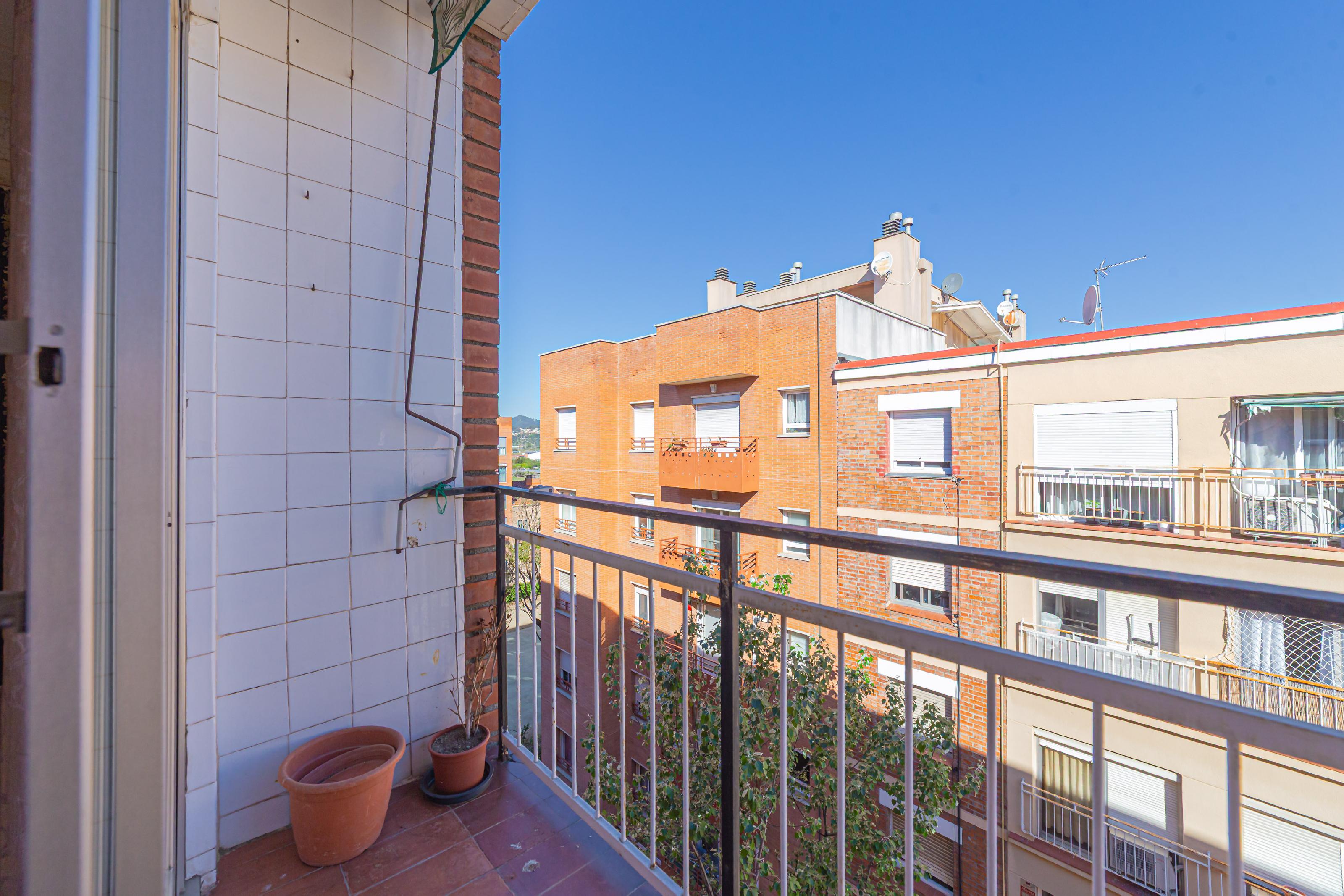 Imagen 15 Piso en venta en Sant Feliu De Llobregat / Próximo a Jardins del Palau Falguera