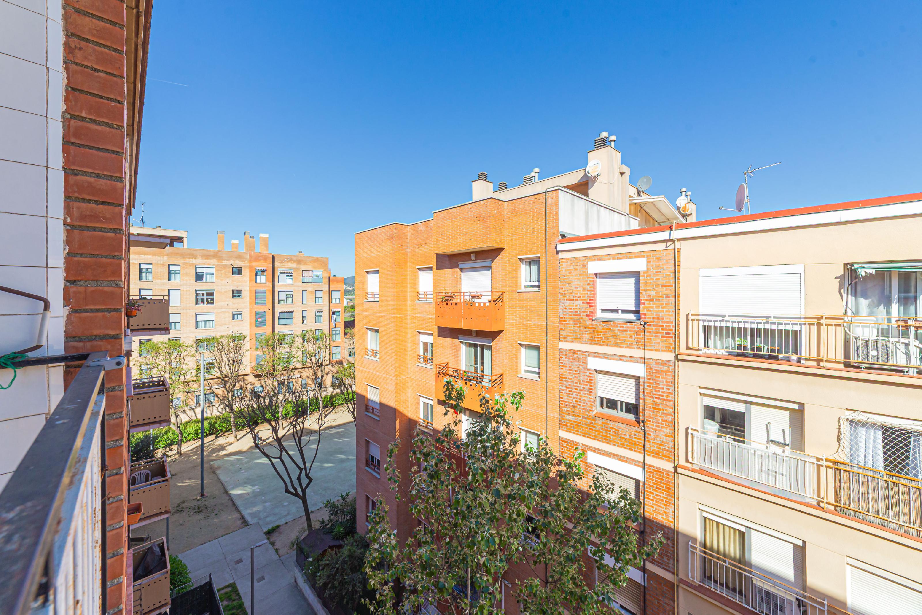 Imagen 25 Piso en venta en Sant Feliu De Llobregat / Próximo a Jardins del Palau Falguera