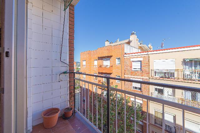 Imagen 8 Inmueble 302084 - Piso en venta en Sant Feliu De Llobregat / Próximo a Jardins del Palau Falguera