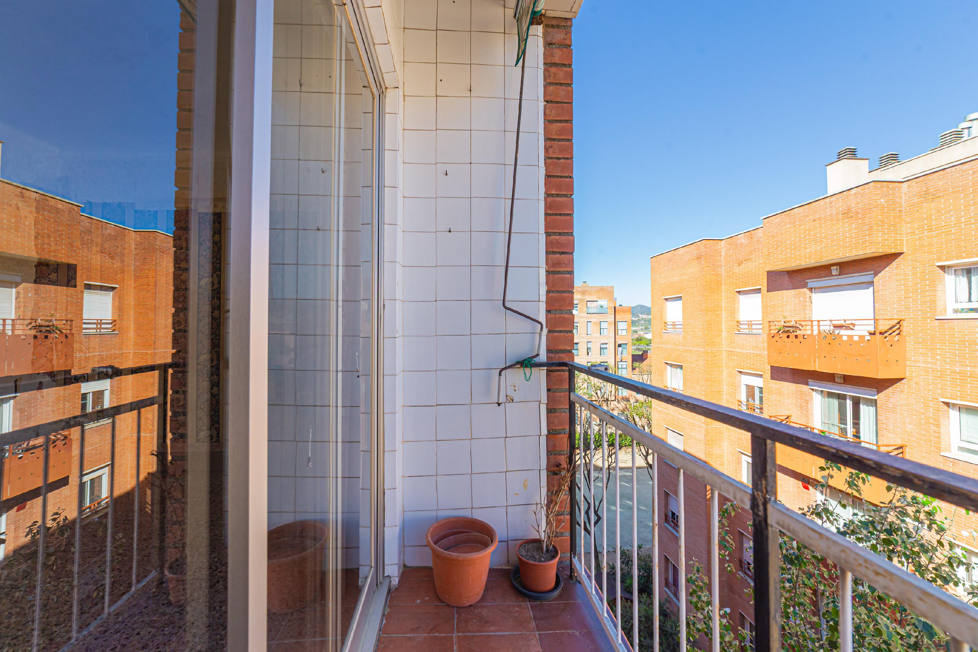 Imagen 24 Piso en venta en Sant Feliu De Llobregat / Próximo a Jardins del Palau Falguera