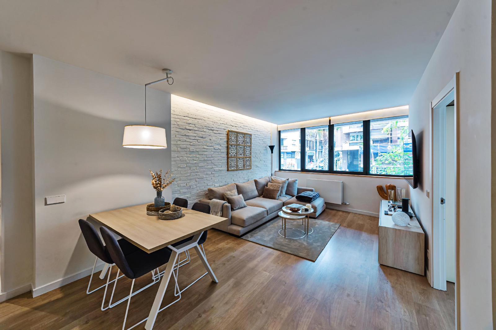 Imagen 1 Piso en venta en Barcelona / Junto Plaza Lesseps