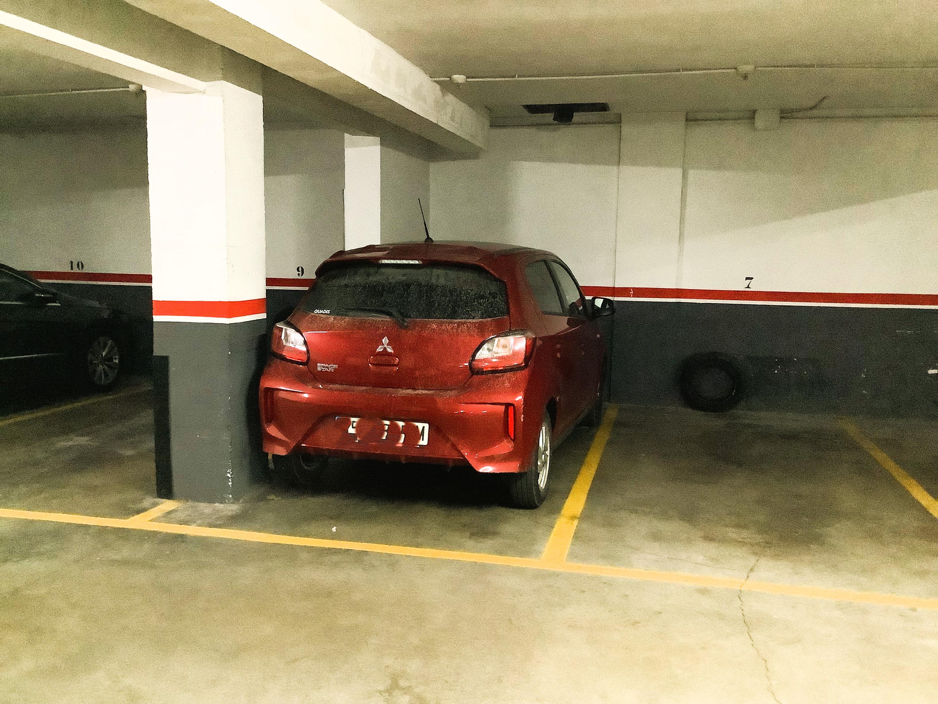 Imagen 1 Parking Coche en venta en Mataró / A prop escola Freta