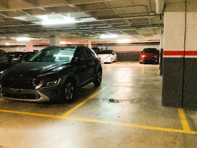 Imagen 1 Inmueble 298071 - Parking Coche en venta en Masnou (El) / Centre, plaça de les Dones