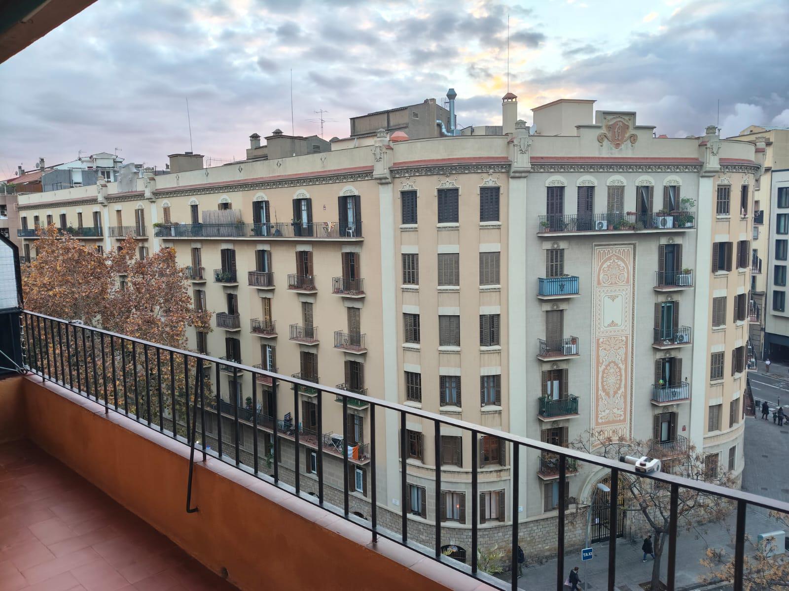 Imagen 27 Piso en venta en Barcelona / A un paso de la Plaça de les Glòries