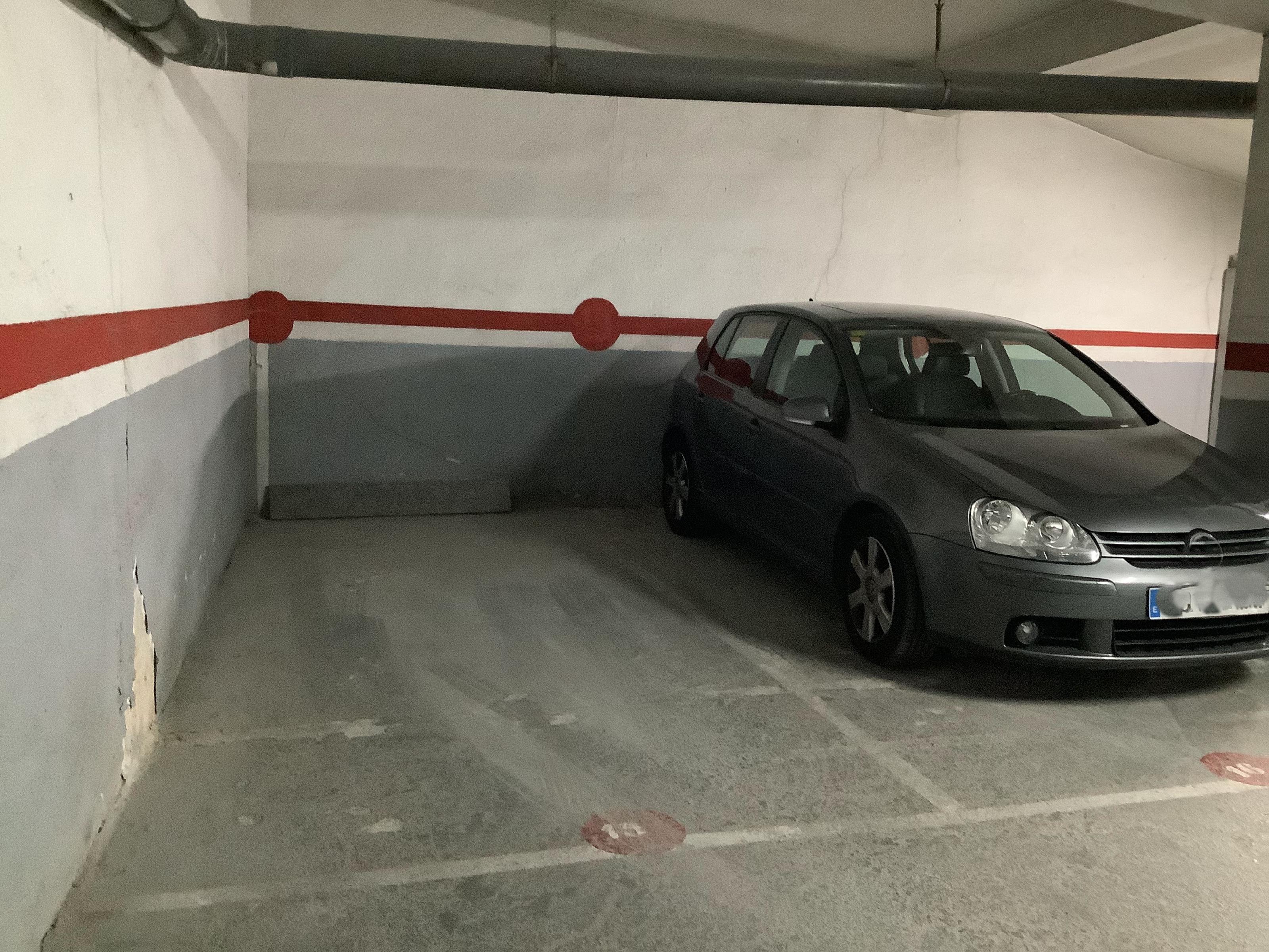Imagen 1 Parking Coche en venta en Masnou El / Centre a prop de plaça dels Cavallets 