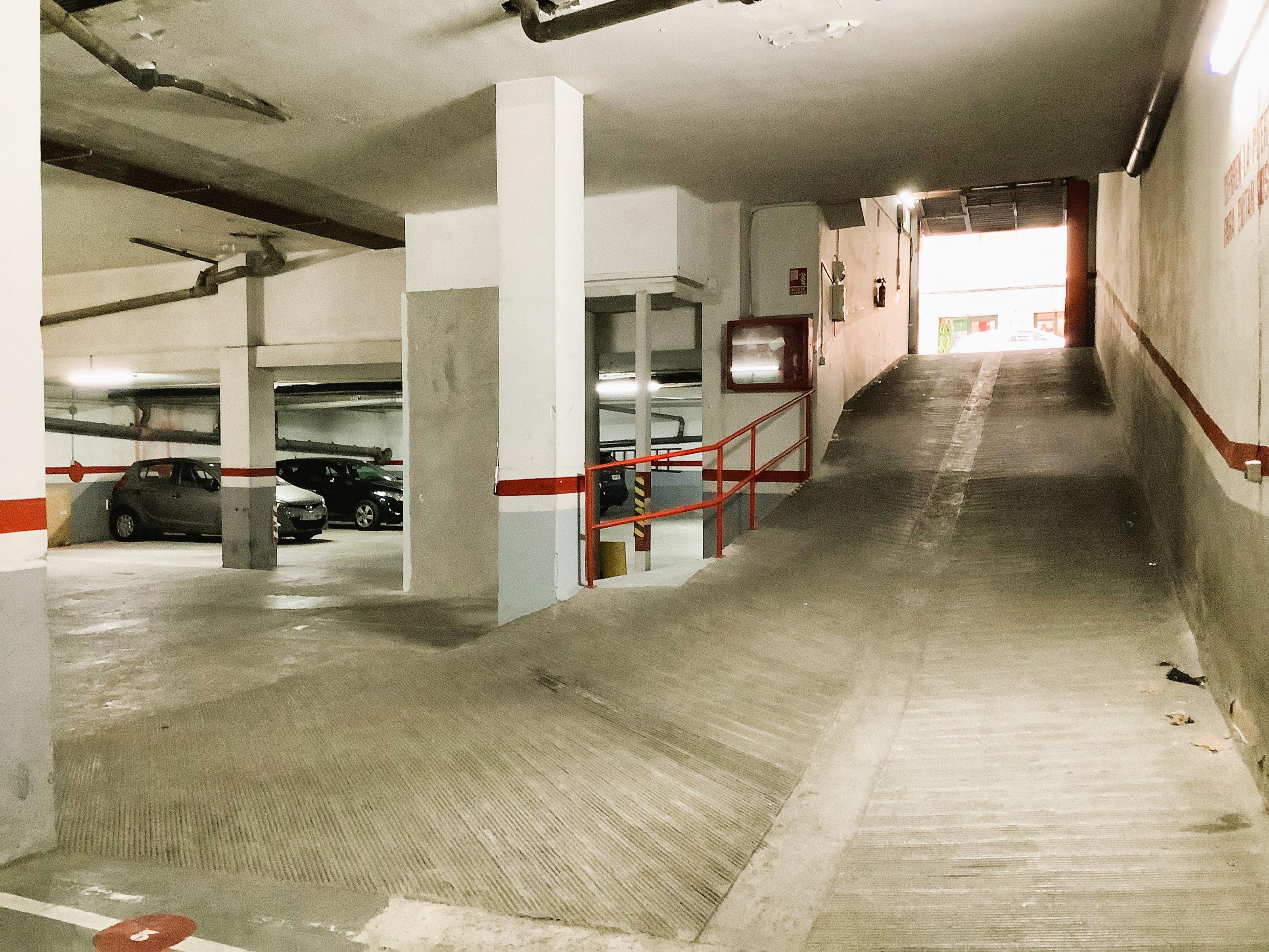 Imagen 5 Parking Coche en venta en Masnou El / Centre a prop de plaça dels Cavallets 