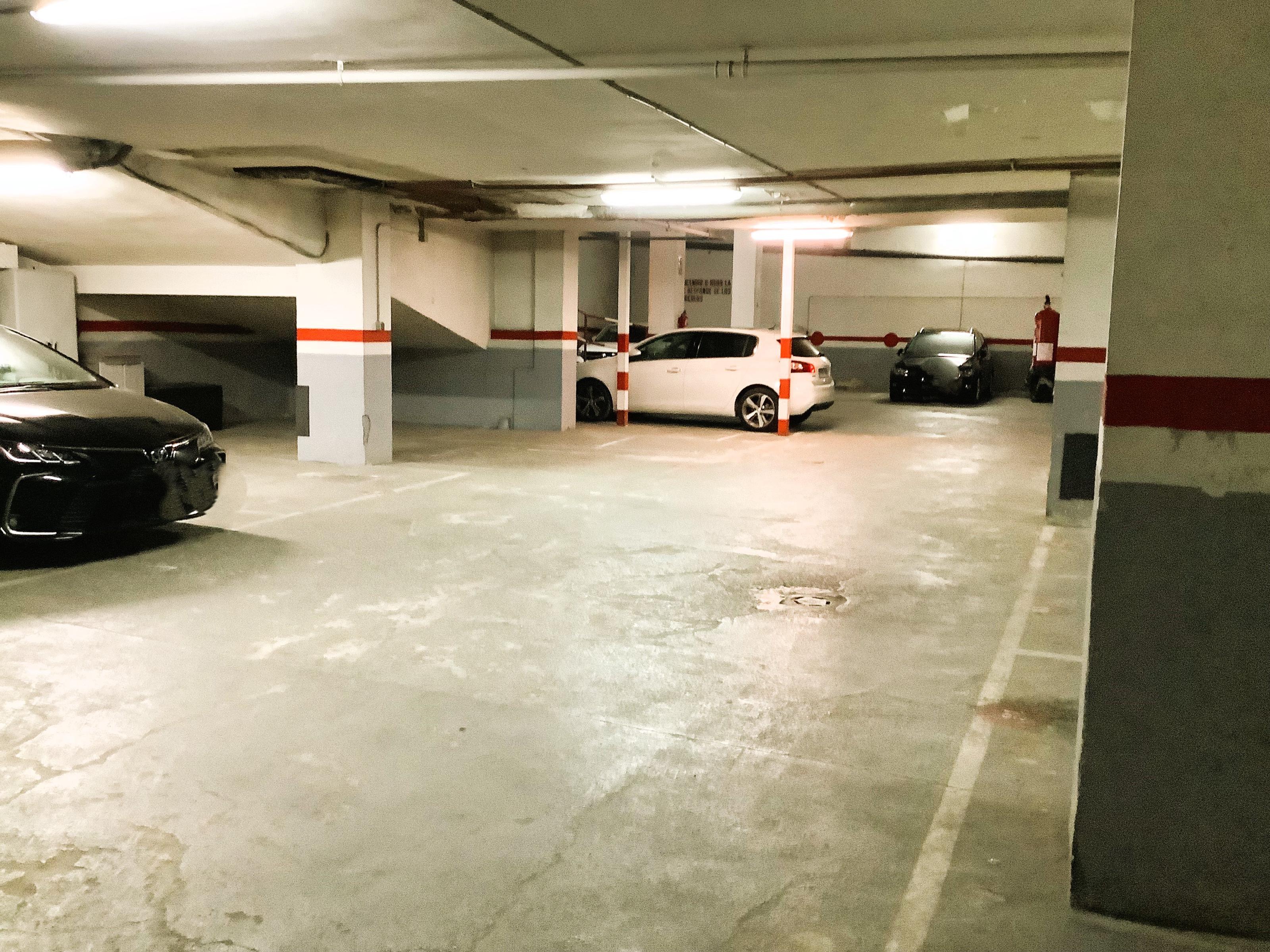 Imagen 4 Parking Coche en venta en Masnou El / Centre a prop de plaça dels Cavallets 