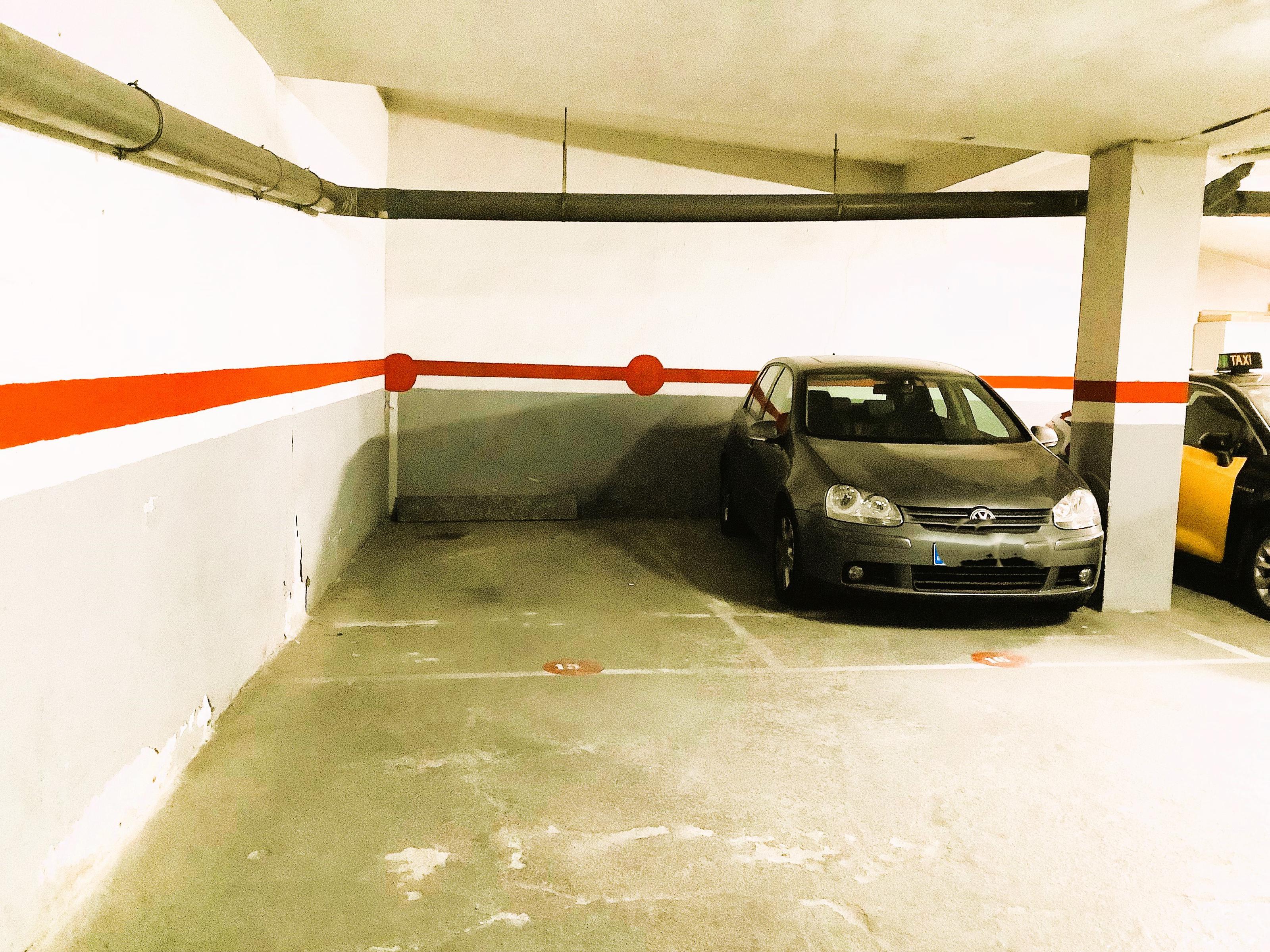 Imagen 3 Parking Coche en venta en Masnou El / Centre a prop de plaça dels Cavallets 