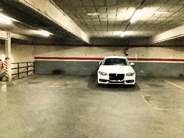 Imagen 2 Inmueble 299991 - Parking Coche en venta en Barcelona / Berlín - Plaça Centre