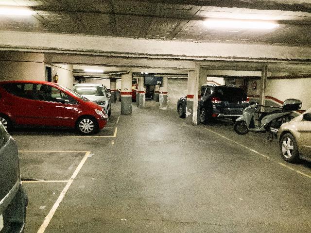 Imagen 3 Inmueble 299991 - Parking Coche en venta en Barcelona / Berlín - Plaça Centre