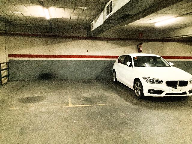Imagen 1 Inmueble 299991 - Parking Coche en venta en Barcelona / Berlín - Plaça Centre