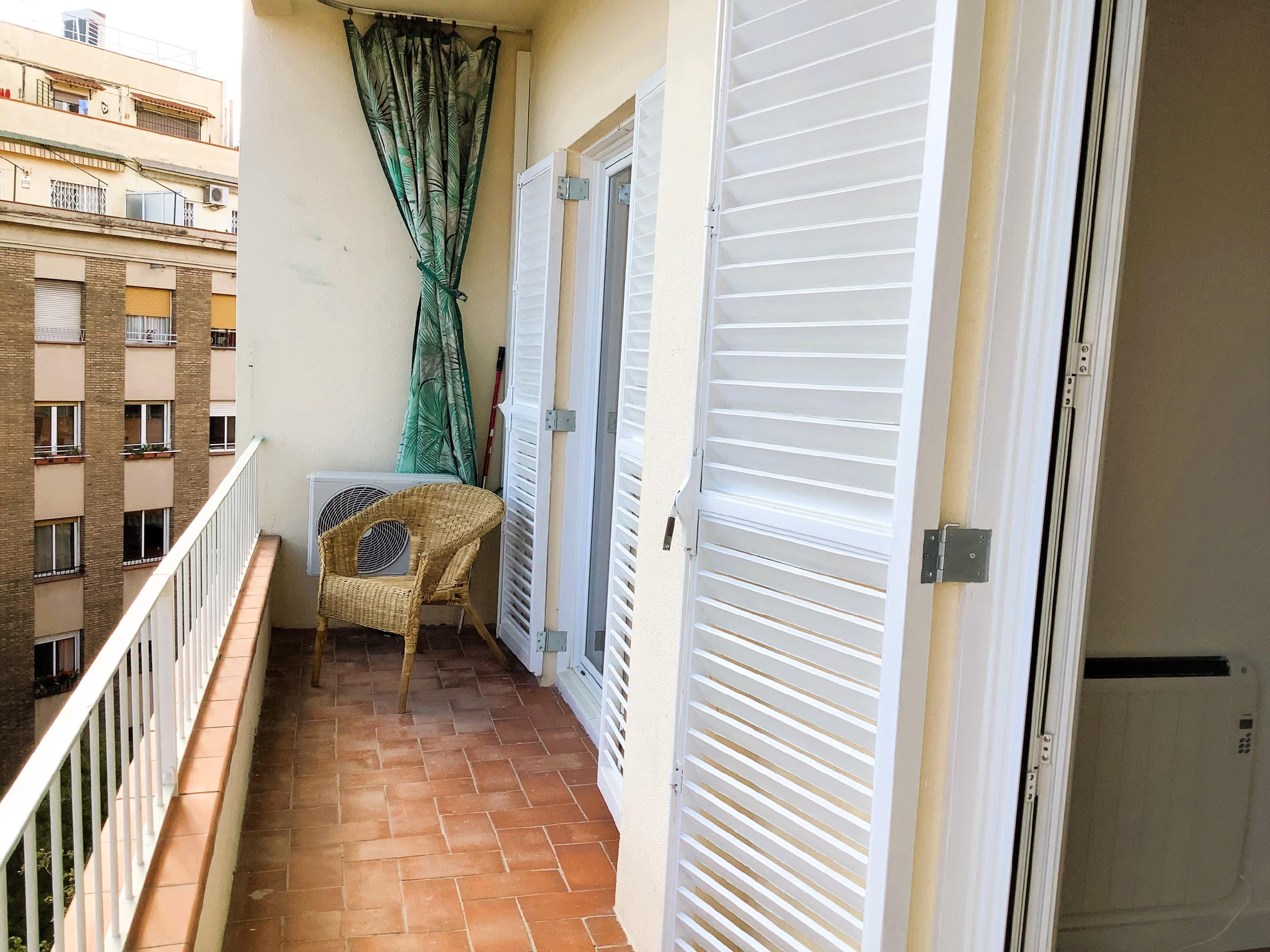 Imagen 2 Piso en venta en Barcelona / Sardenya- Caspe