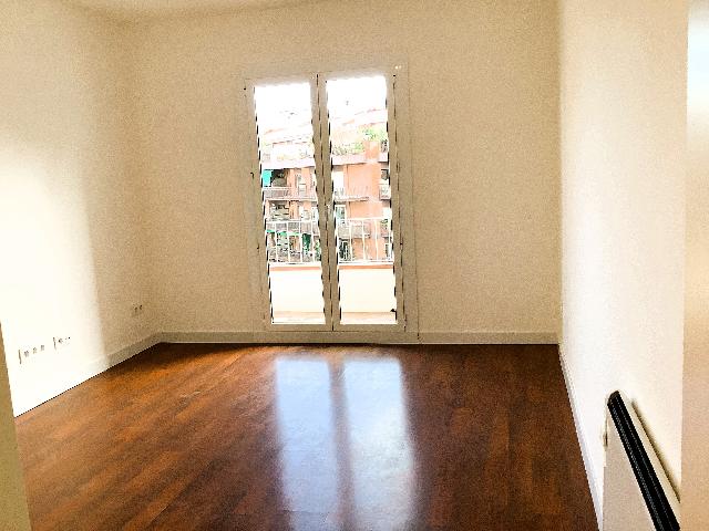 Imagen 5 Inmueble 301468 - Piso en venta en Barcelona / Sardenya- Caspe