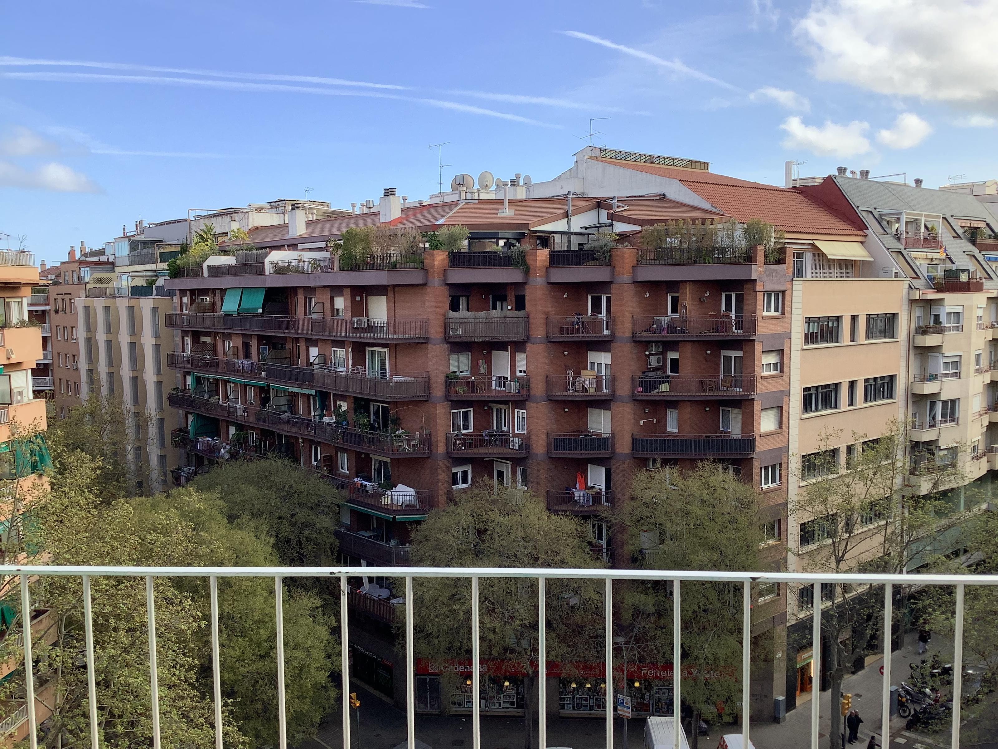 Imagen 8 Piso en venta en Barcelona / Sardenya- Caspe