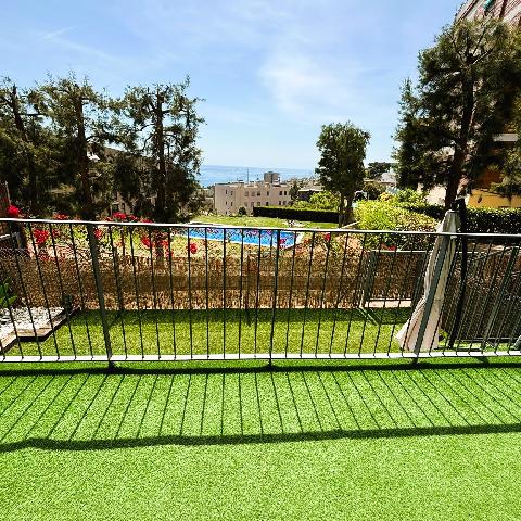 Imagen 1 Inmueble 302729 - Piso en venta en Montgat / Biblioteca Tirant Lo Blanc