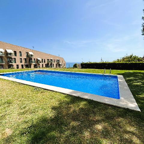 Imagen 14 Inmueble 302729 - Piso en venta en Montgat / Biblioteca Tirant Lo Blanc