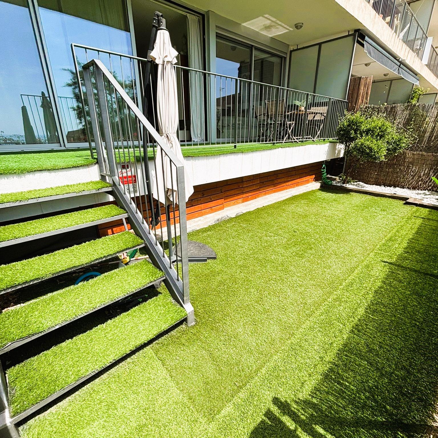 Imagen 13 Piso en venta en Montgat / Biblioteca Tirant Lo Blanc