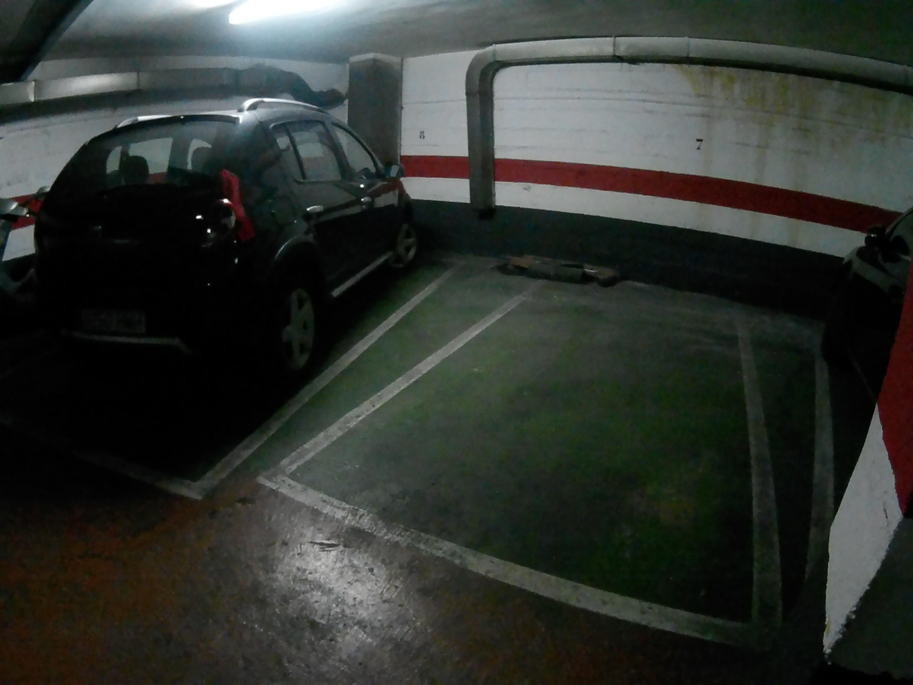 Imagen 2 Parking Coche en venta en Zaragoza / Zona Universitaria ,calle Luis de Valle 