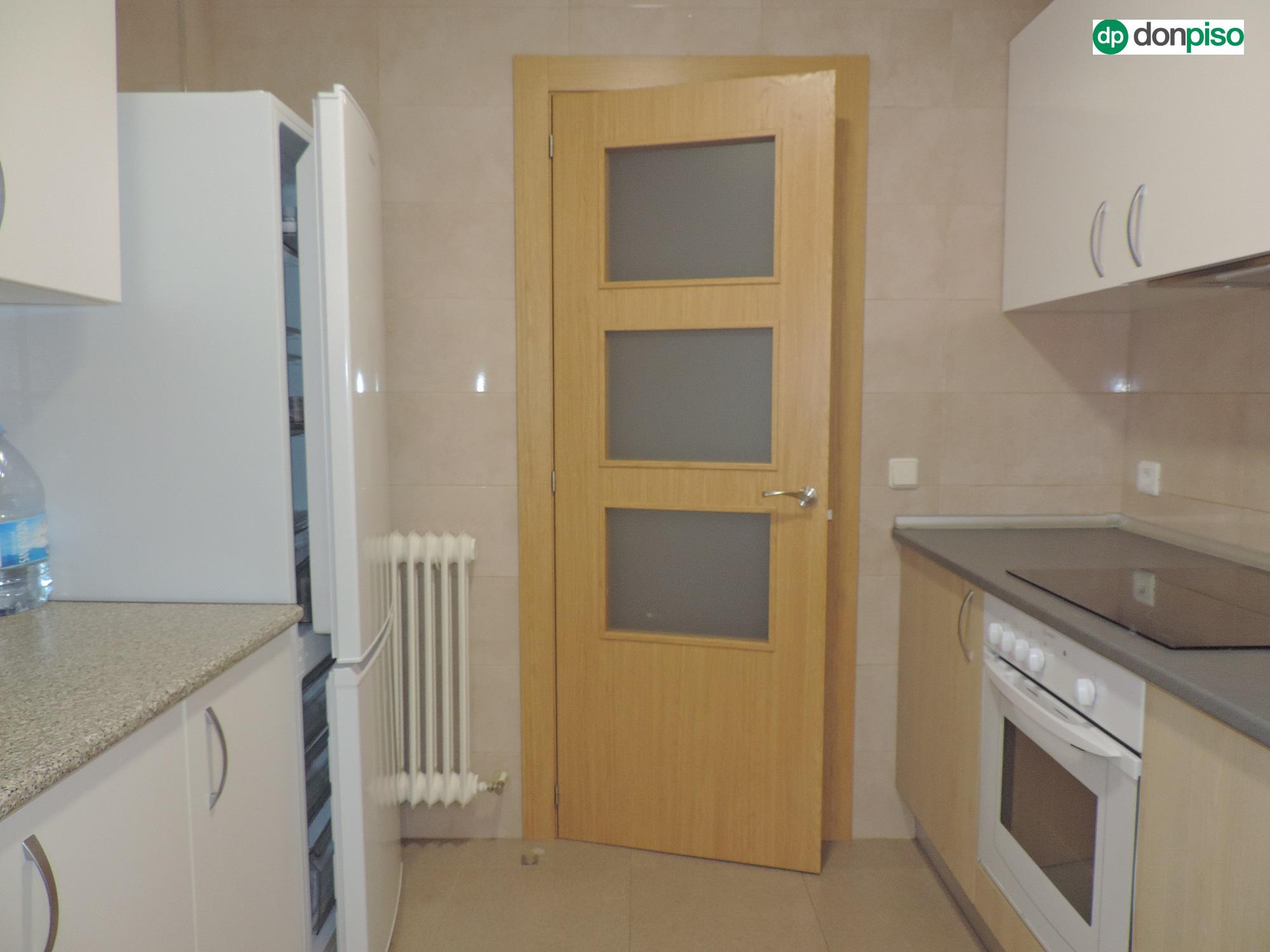 Imagen 7 Piso en alquiler en Salamanca / Plaza del Oeste, Avenida Villamayor Imagen 7 Piso en alquiler en Salamanca / Plaza del Oeste, Avenida Villamayor