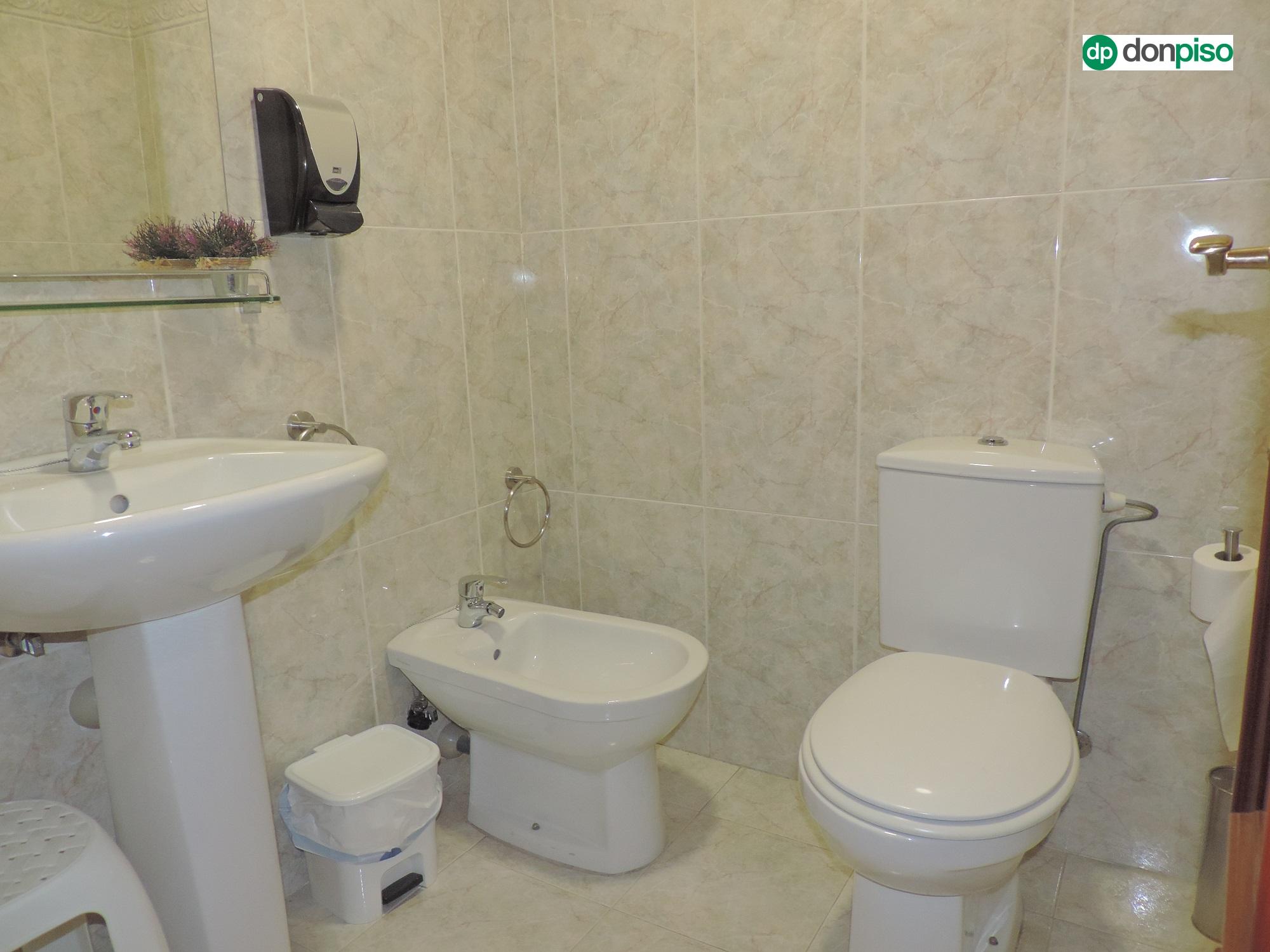 Imagen 25 Piso en venta en Salamanca / Calle espronceda . Parque Picasso. Avn Comuneros