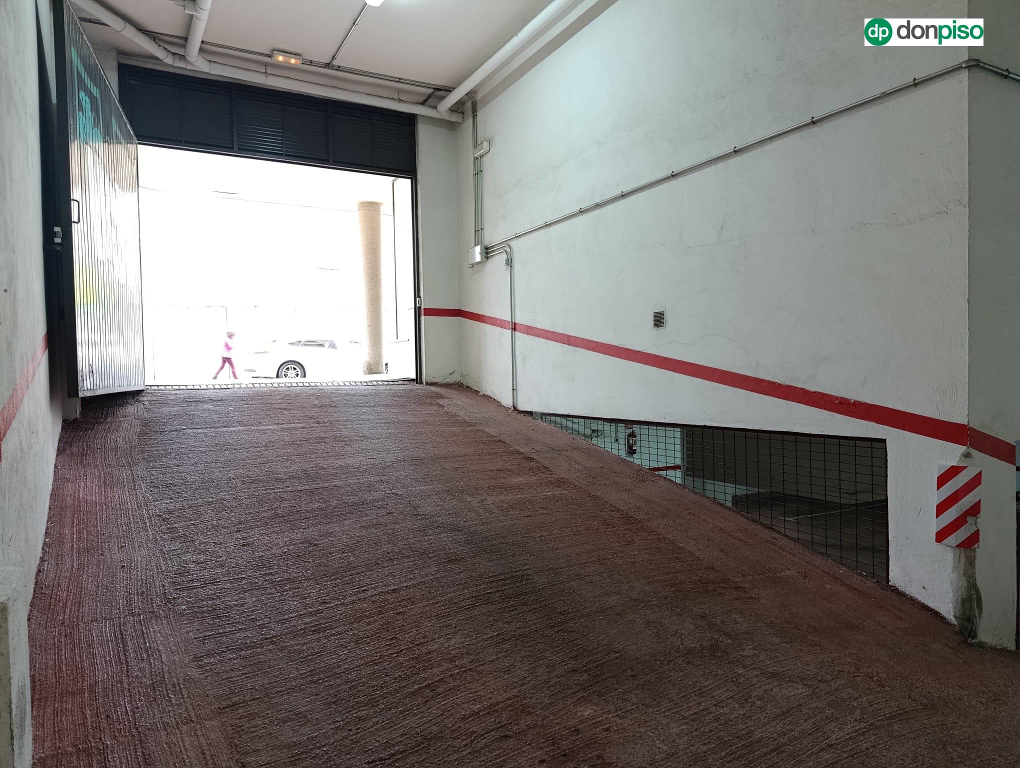 Imagen 11 Parking Coche en venta en Salamanca / Junto a la Alamedilla