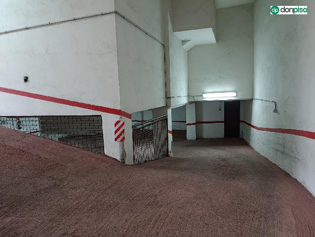 Imagen 10 Inmueble 299734 - Parking Coche en venta en Salamanca / Junto a la Alamedilla