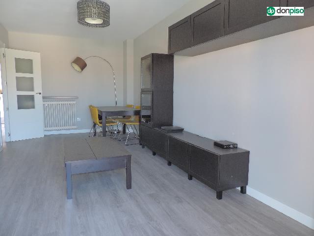Imagen 6 Inmueble 300512 - Piso en alquiler en Salamanca / Paseo de los madroños. Paseo de la Estación. 