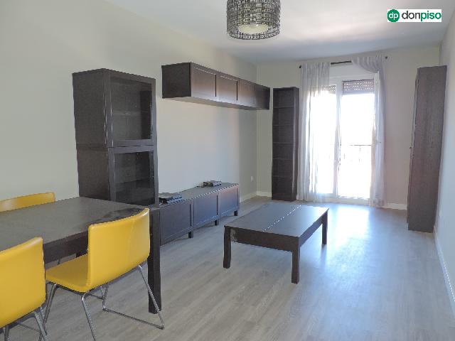 Imagen 5 Inmueble 300512 - Piso en alquiler en Salamanca / Paseo de los madroños. Paseo de la Estación. 