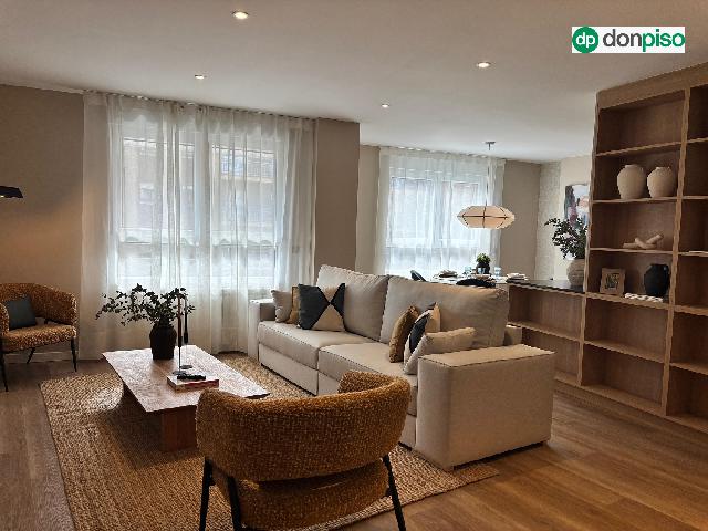 Imagen 2 Inmueble 300597 - Piso en venta en Salamanca / Paseo de la Estación. Adva. Portugal