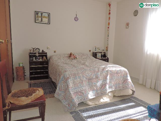 Imagen 12 Inmueble 300710 - Piso en venta en Terradillos / Urbanización El encinar