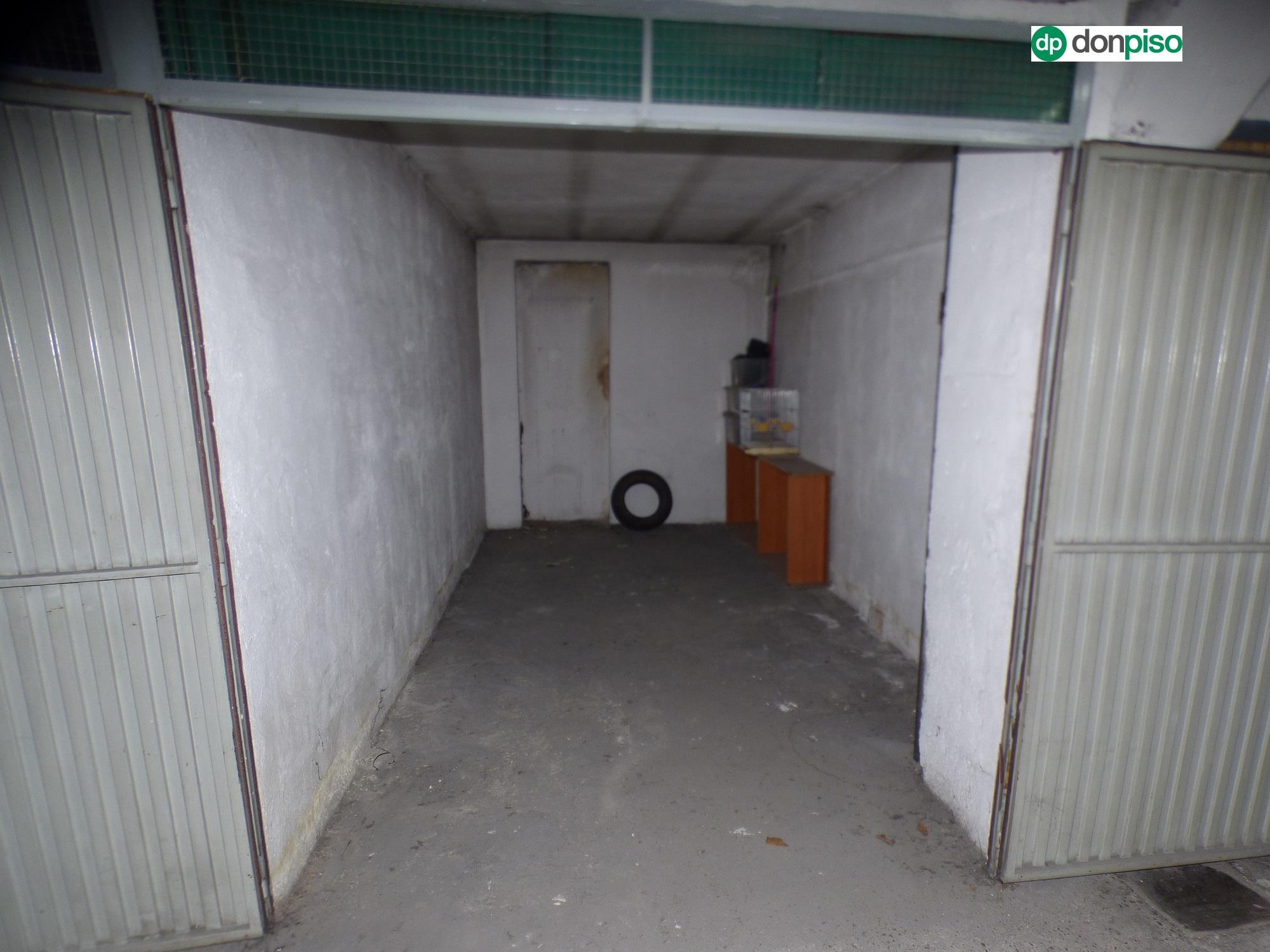 Imagen 1 Parking Coche en venta en Salamanca / Comuneros- la Alamedilla