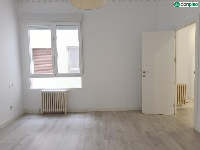 Imagen 15 Inmueble 301633 - Piso en alquiler en Salamanca / Calle Gran Via. Centro