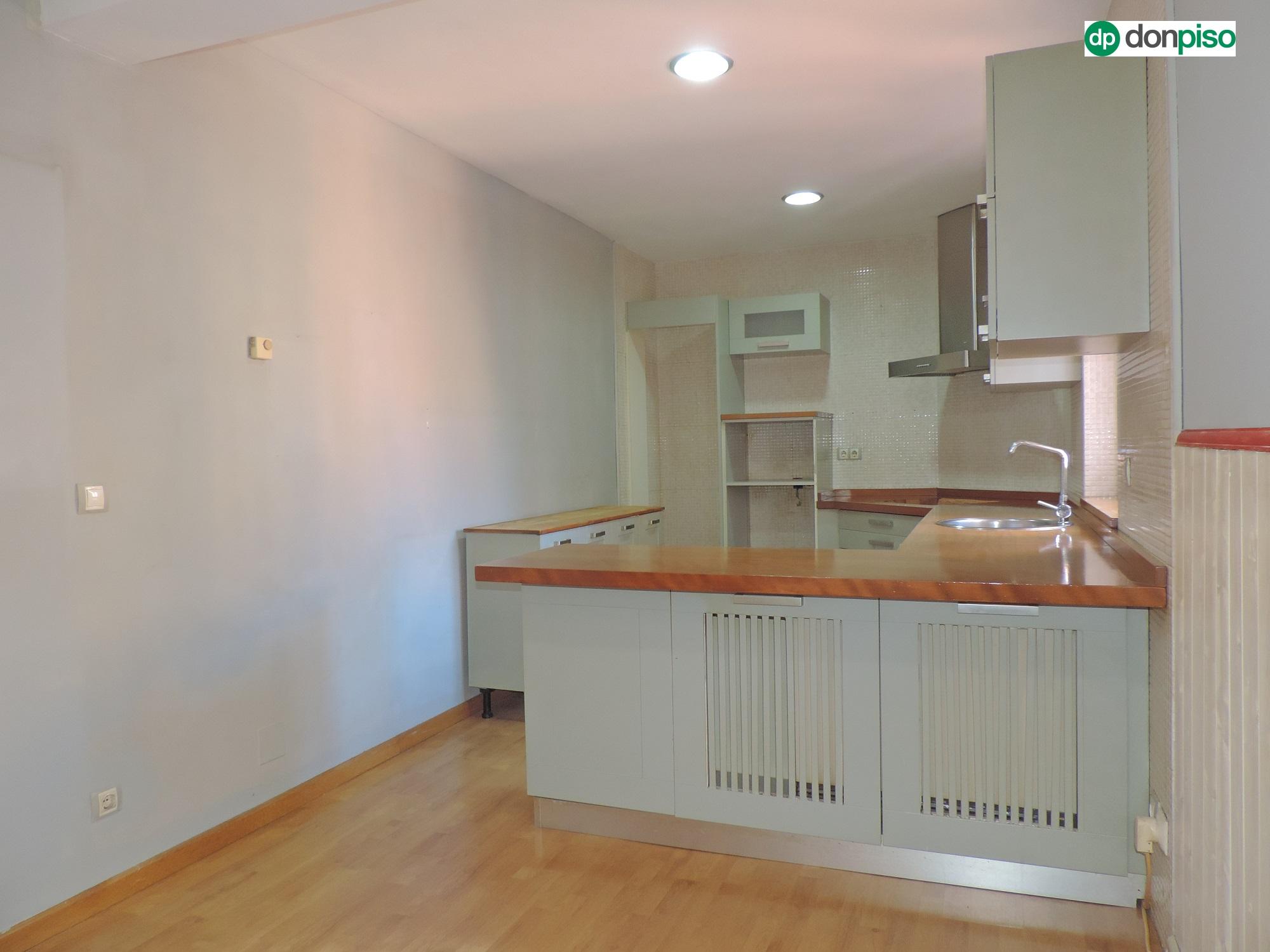 Imagen 3 Piso en venta en Salamanca / Avenida Paris. Paseo de la Estacion