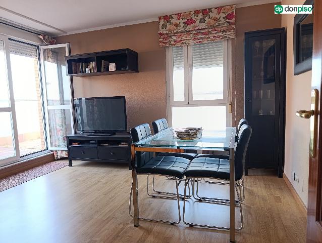 Imagen 4 Inmueble 301837 - Ático en alquiler en Salamanca / Teso de los Cañones. 