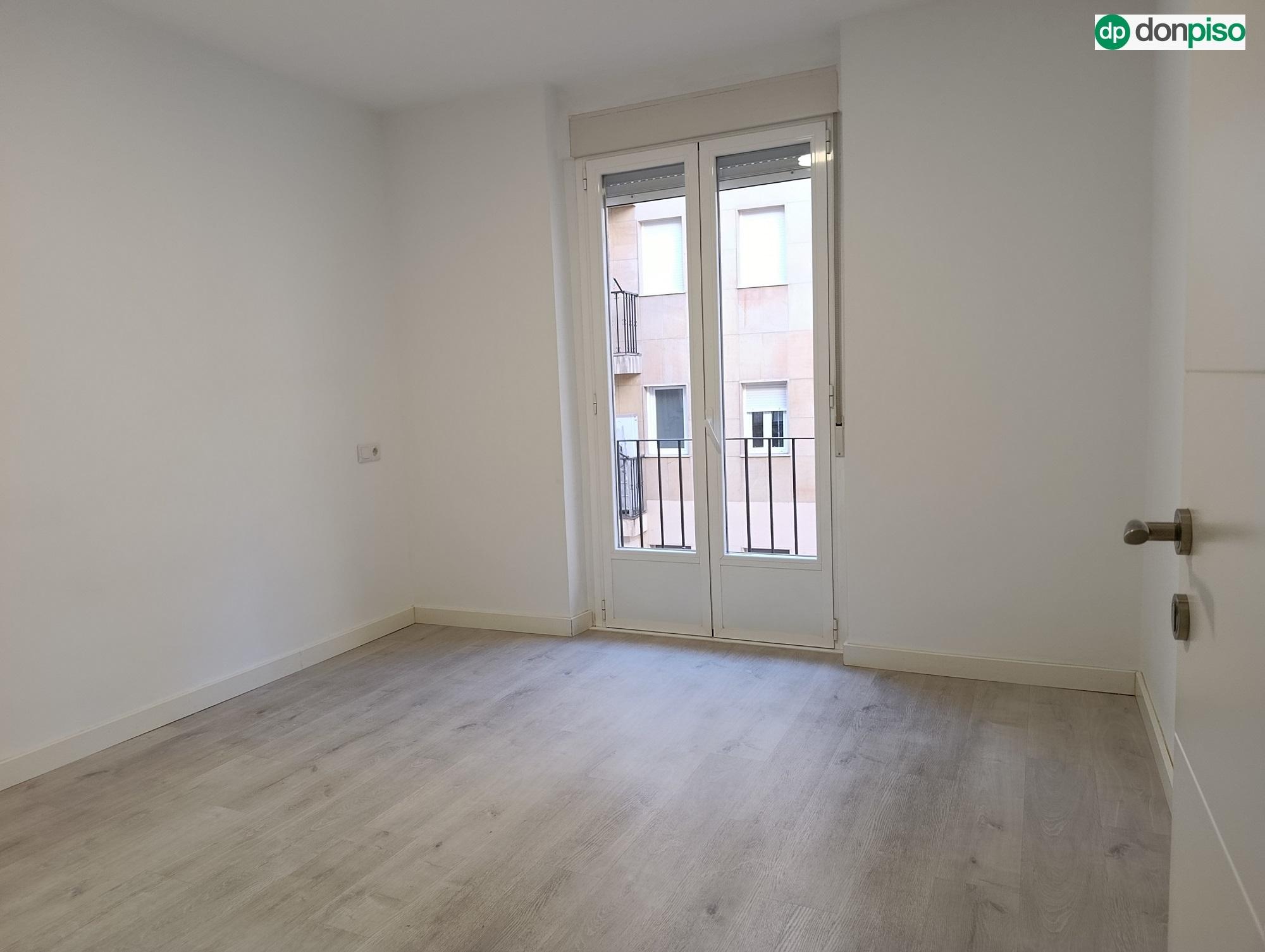 Imagen 10 Piso en alquiler en Salamanca / Gran vía altura calle Correhuela