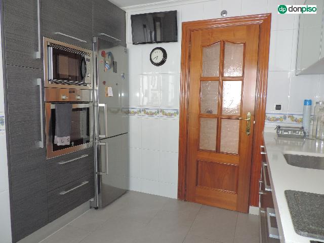 Imagen 6 Inmueble 302164 - Piso en alquiler en Salamanca / Calle Hernan Cortes. Delicias