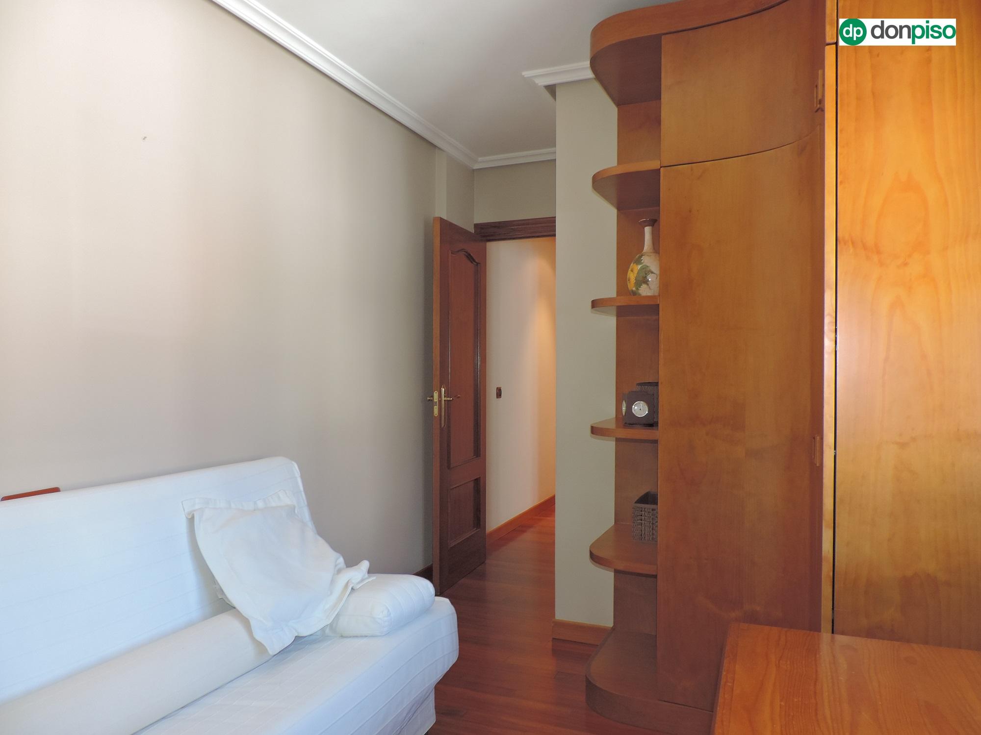 Imagen 15 Piso en alquiler en Salamanca / Calle Hernan Cortes. Delicias