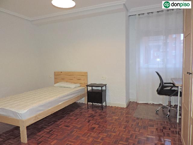 Imagen 5 Inmueble 302693 - Piso en alquiler en Salamanca / Junto Avenida Portugal y Paseo de la Estación.