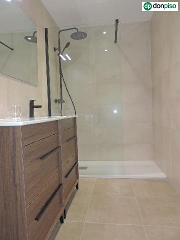 Imagen 8 Inmueble 302693 - Piso en alquiler en Salamanca / Junto Avenida Portugal y Paseo de la Estación.