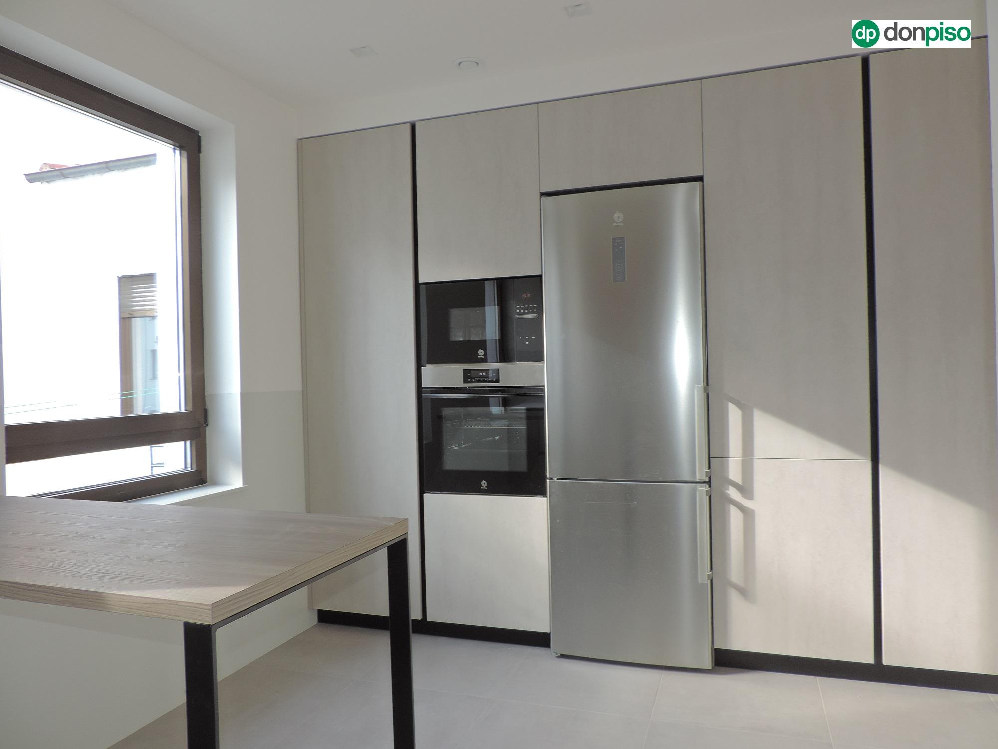 Imagen 3 Piso en alquiler en Salamanca / Calle Alvaro Gil. Puerta Zamora