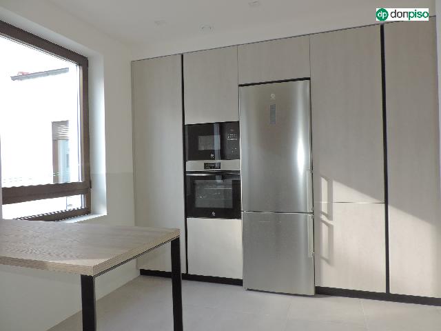 Imagen 3 Inmueble 302908 - Piso en alquiler en Salamanca / Calle Alvaro Gil. Puerta Zamora