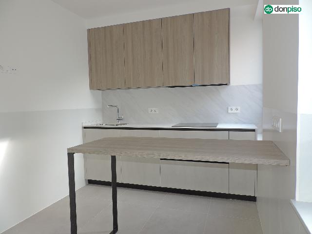 Imagen 2 Inmueble 302908 - Piso en alquiler en Salamanca / Calle Alvaro Gil. Puerta Zamora